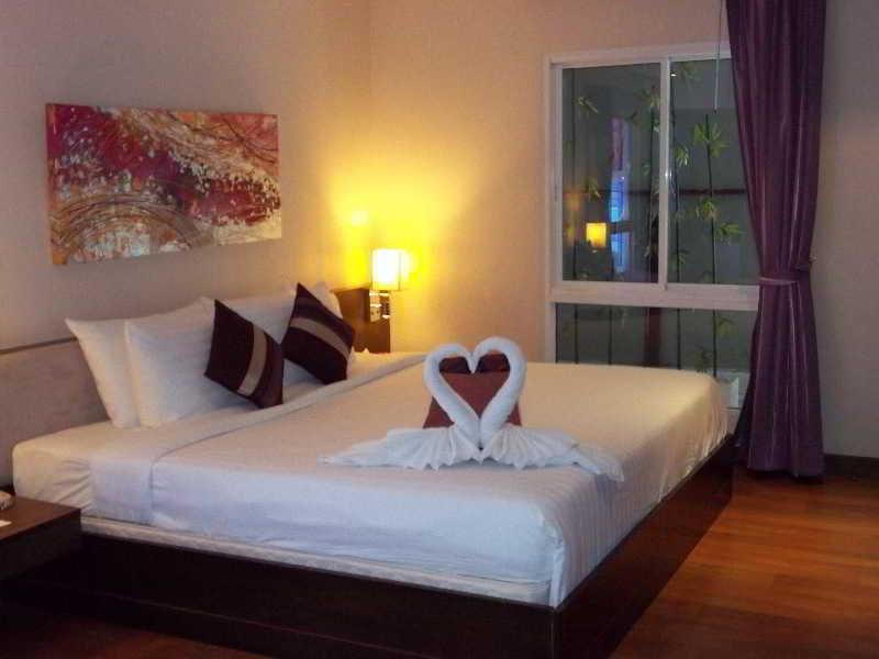 Paradiso Boutique Suites Bangkok Exterior foto
